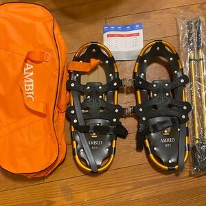 Snowshoes Set Orange Black 21”  NWT